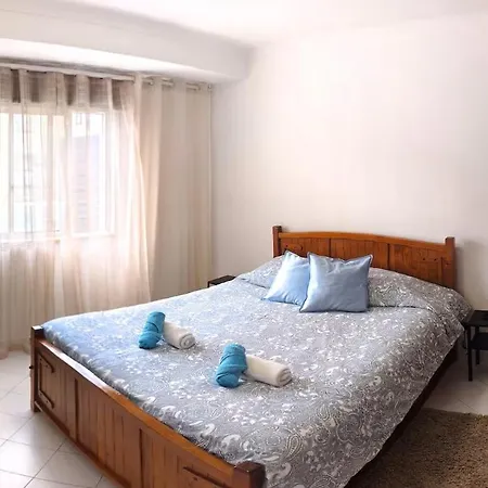 Center Old Town, 8ppl, 5min Fishermans Apartment *